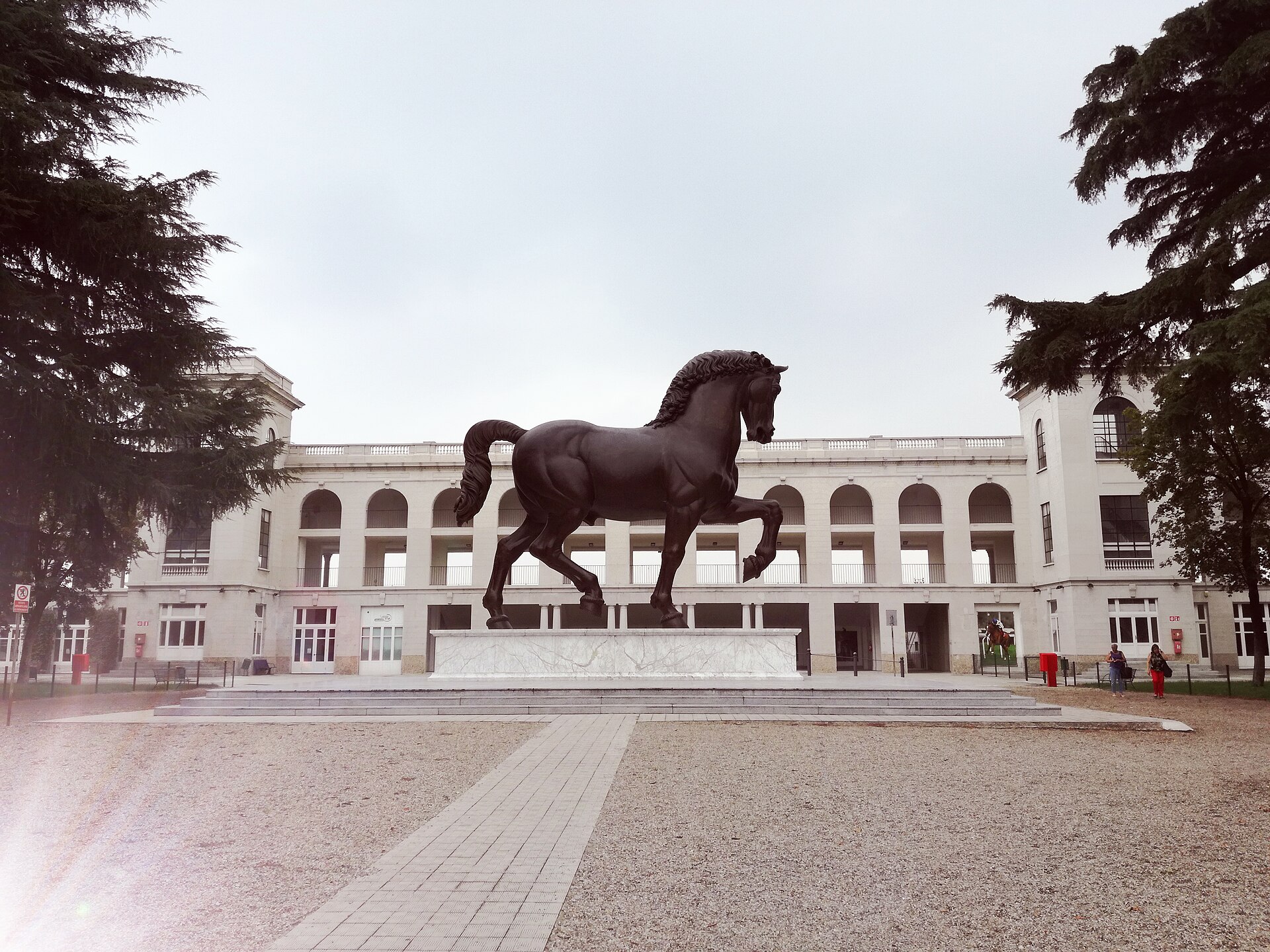 Cavallo di Leonardo, piazzale dello Sport