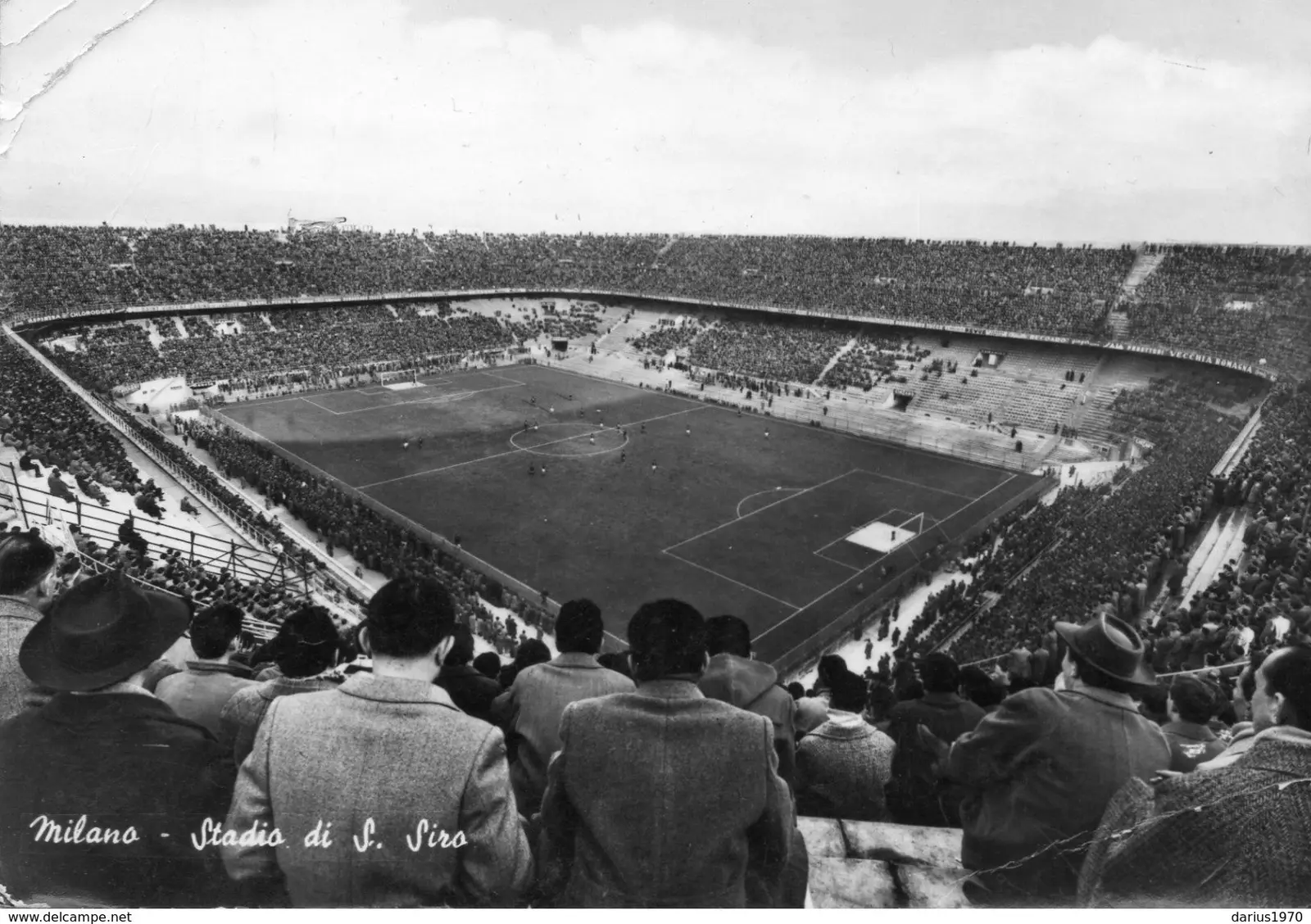 Interno dello stadio dalla curva, 1958: il campo in cui hanno giocato tutti.